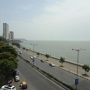 Sea Green South Hotel
